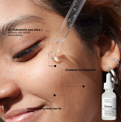 Hyaluronicw Glo: “Con Ácido Hialurónico 2% + Vitamina B5 para máxima hidratación y reparación” 💧✨